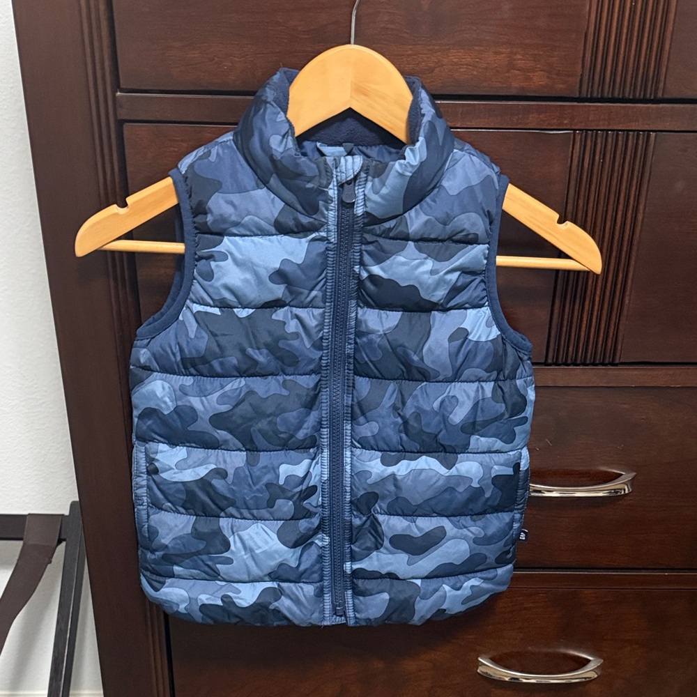 Gap Blue Camouflage Puffer Vest